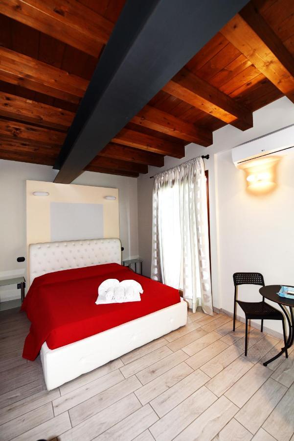 La Terrazza Sul Lago Peschiera del Garda Exterior foto